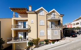 Apartments Matea